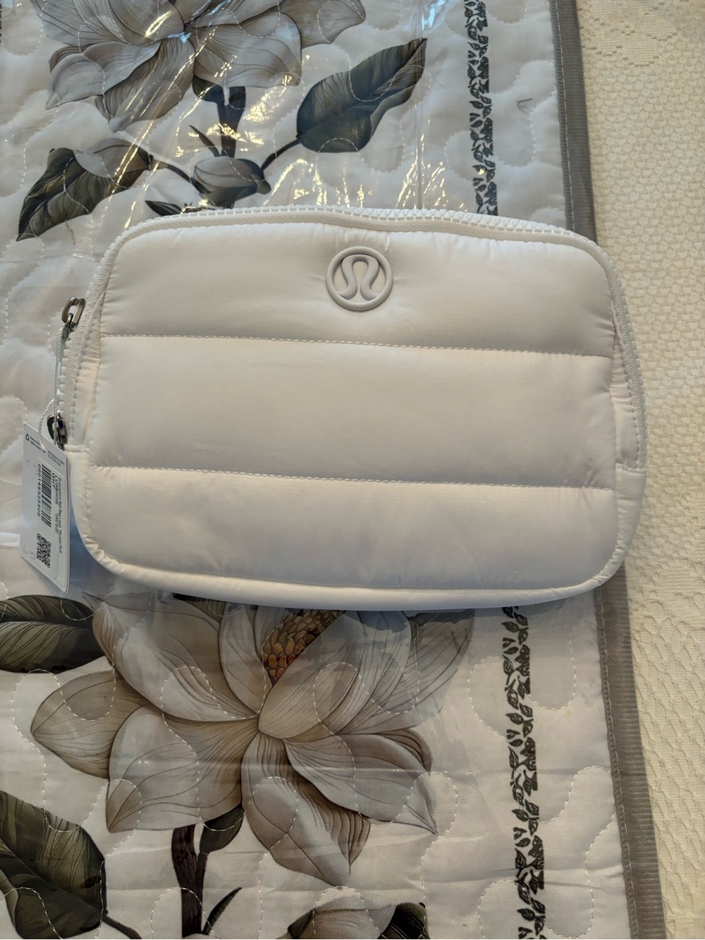 lululemon athletica White Quilted Belt Bag NWT